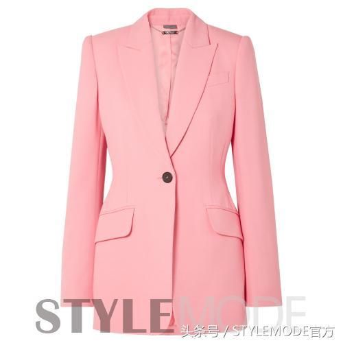 入秋的N套时髦穿搭，颜值最高还是粉色skr人！