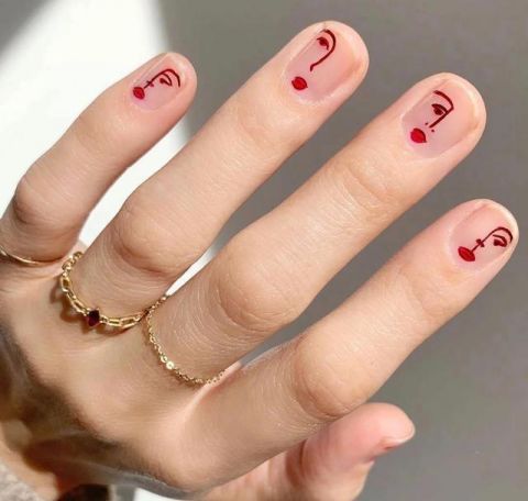  『不妨』看腻了华丽浮夸的美甲，不妨试试这些极简线条风美甲，简约又元气