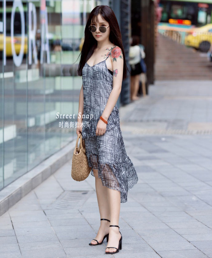 街拍北京:几套轻熟风格的穿搭参考，让你美到窒息!