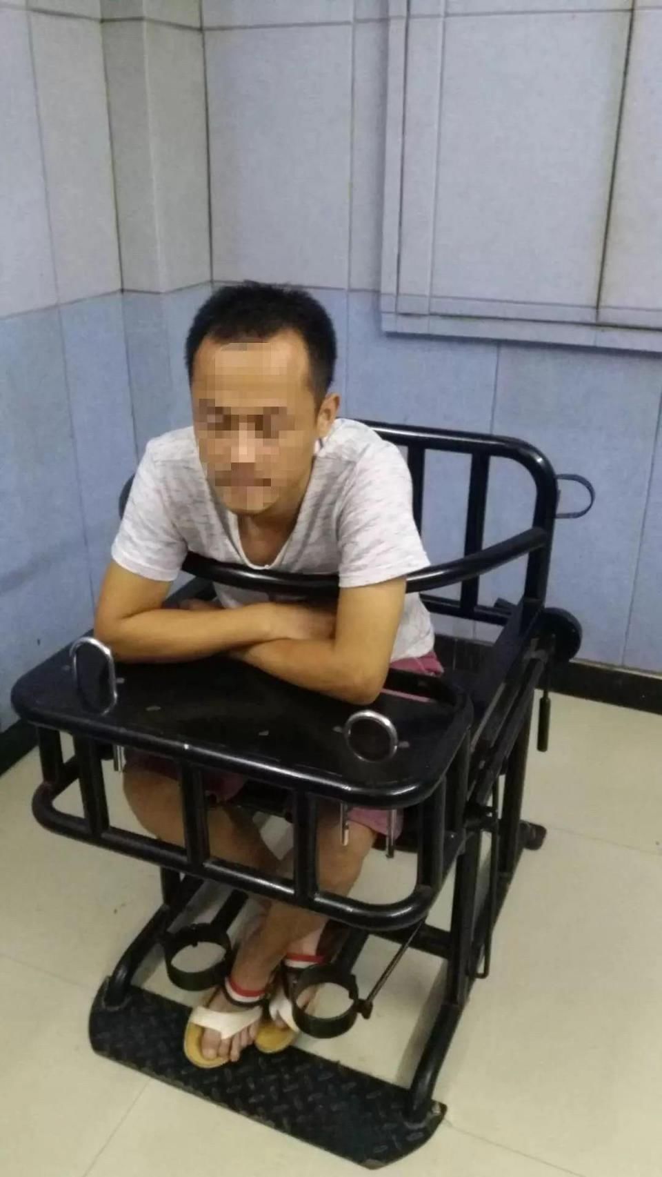 突发!桂林一男子抱小孩遭围殴?真相比你想的更可怕!