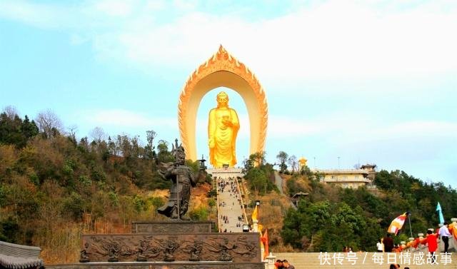 世界上最高的金佛像通高48米，耗资10亿元打造，就在中国江西