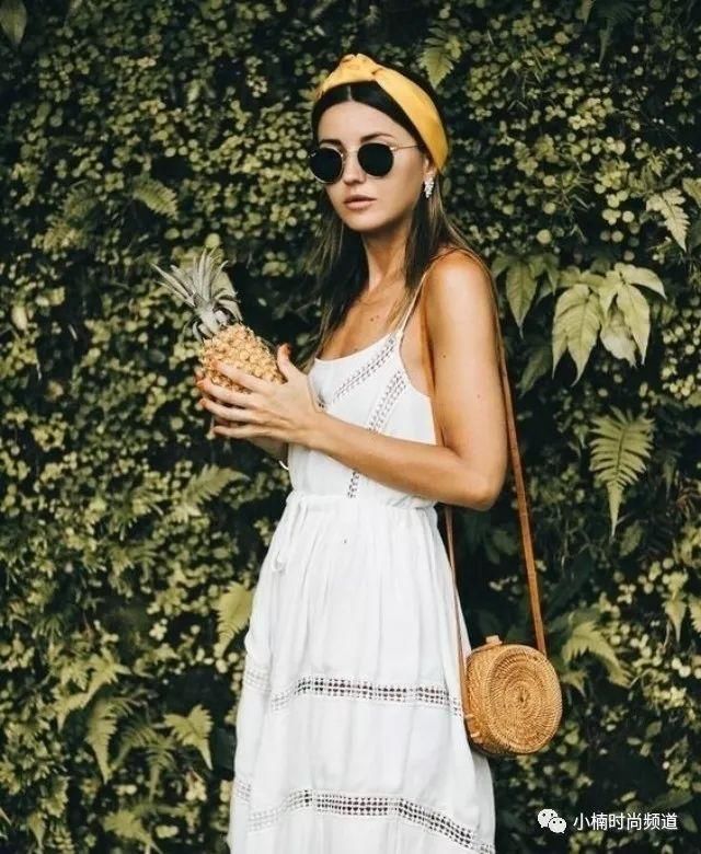 娇小女生的美美长洋装穿搭秘诀,就藏在这三款剪裁里!