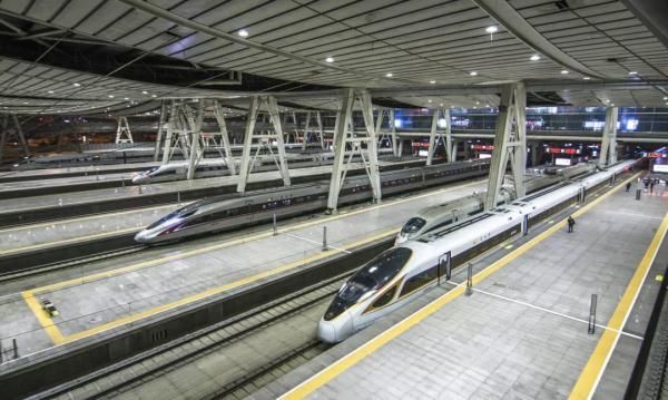  【提前】为什么火车很少提前到站？非要乘客等！看完再也不气了