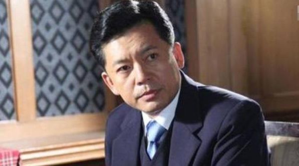 妻子:他是亮剑里的赵政委,在现实中是好丈夫,一生清白无绯闻