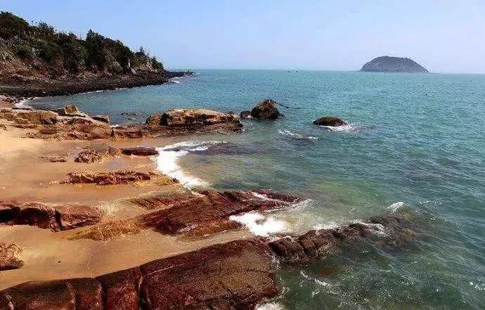  绝美：福建一座绝美小岛，有世界级火山奇观被称为“海下兵马俑”！