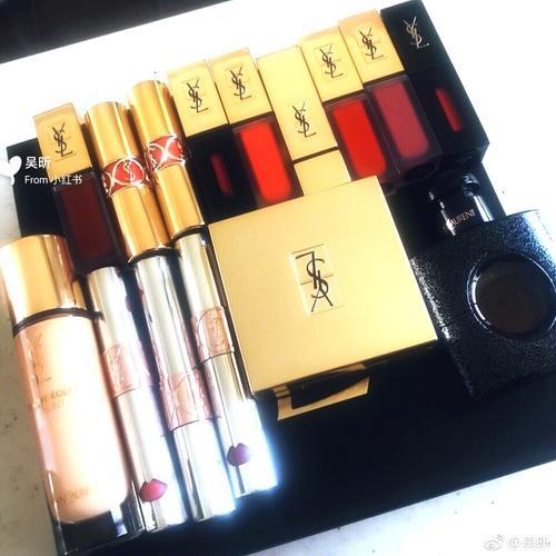 吴昕又解锁了新妆容 可甜可盐的美妆博主再上线