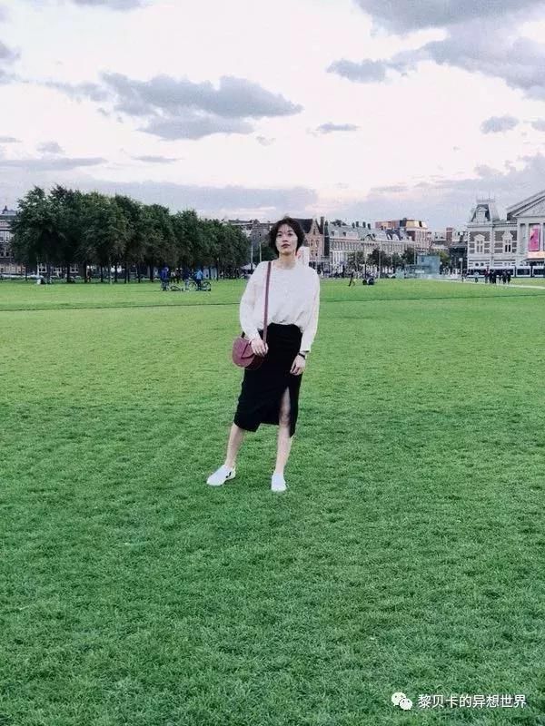 这些千元级美貌包包到底有什么魅力，让她们天天都想背！