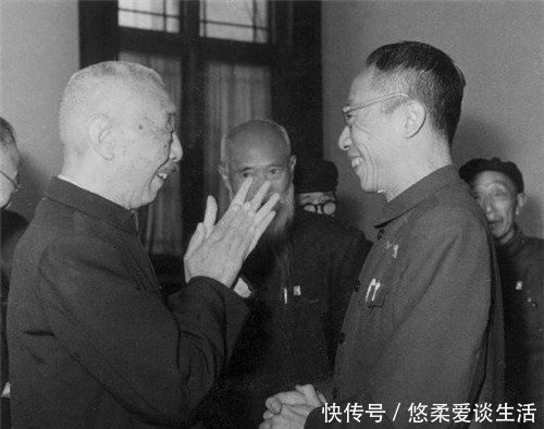 『老头』溥仪晚年回京,路上遇一老头面色突变,老头笑着说放心,不杀你