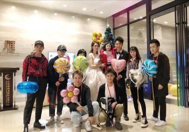 张丹峰与经纪人事件!网友:谣言止于智者!