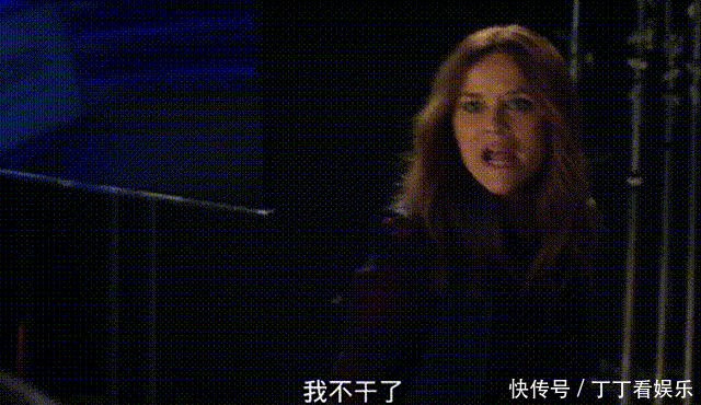  「化身」职业女性太难了，《老友记》瑞秋化身强势女主播为沉默发声