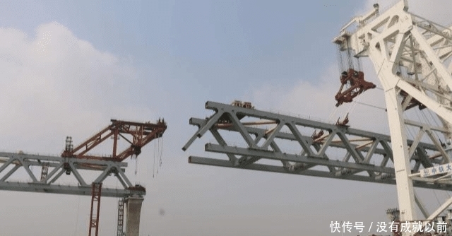 该国全球广发“英雄帖”，美日却不敢接，200亿大单拱手让给中国