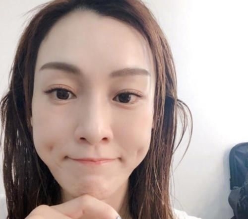 脸上@脸上有这4个特征的女生，属于天生“颜值”高，你占了几个？