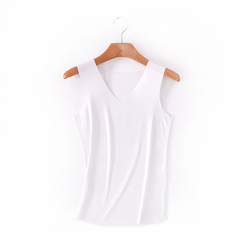 健身房的小菇凉们，看得真让人心动，都穿紧紧的紧身衣，真美