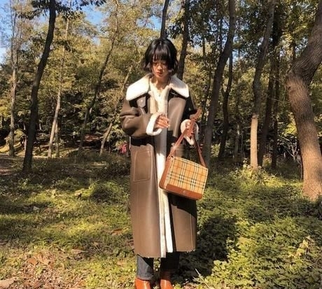  系腰带：今年冬天小个子千万不要这样穿衣服，太显高啦！