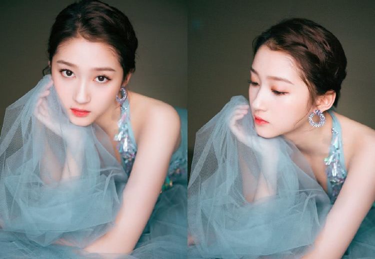 20岁关晓彤终于穿对了,一袭蓝色长裙美出新高度,网友:真瘦了