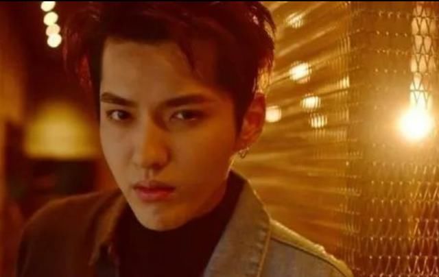 吴亦凡疑似毒瘾发作索赔55万，造谣者无力偿还，他既然怎么做！