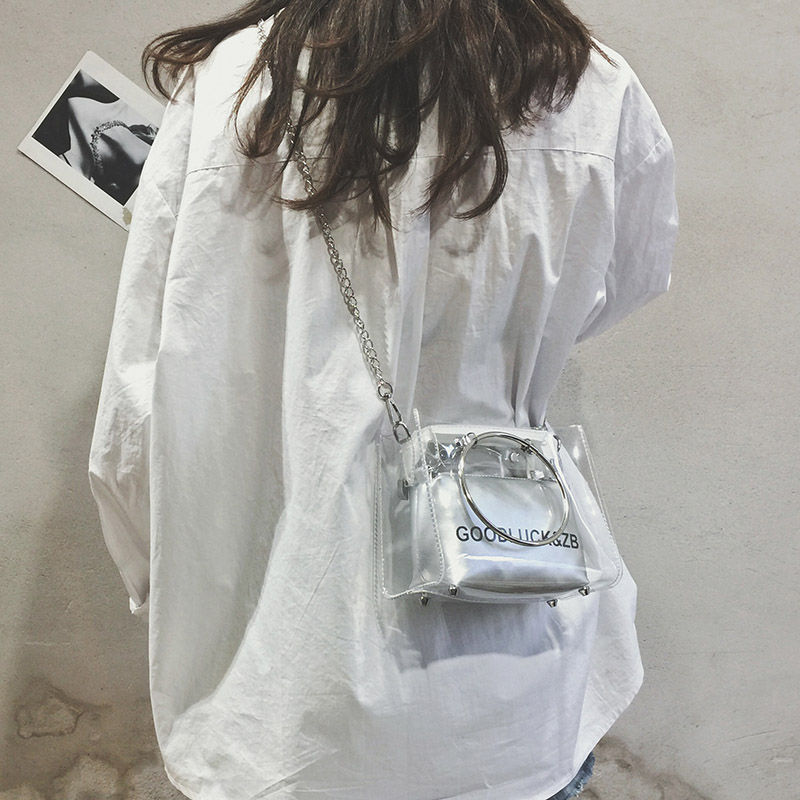 9月主流的几款女包,新潮百搭,怎么拎都好看