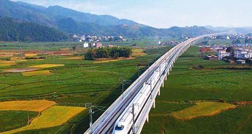 中国最特殊的火车，700公里一站到底，全程只能睡着