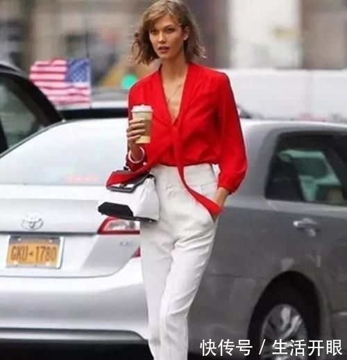  『半身裙』还有人在秋天穿连衣裙？换这三套应季的搭配看看，通勤约会都能穿