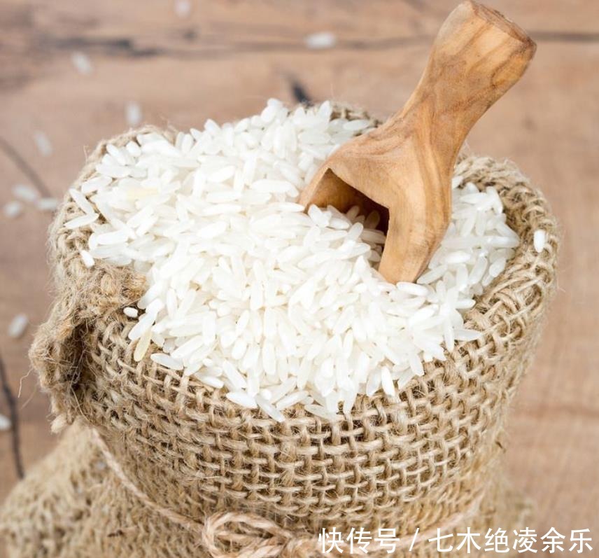知识■大米保存这么简单,现在才知道,放1年不发霉不生虫,涨知识了