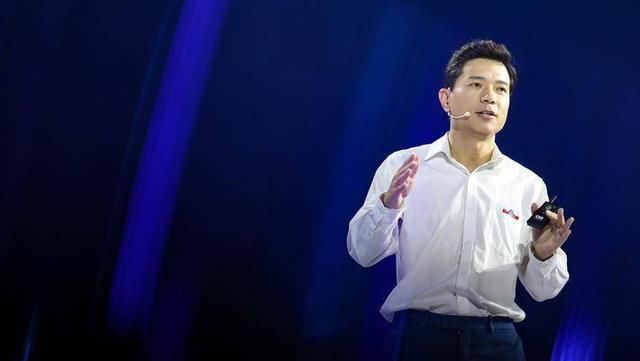 百度回应六六吐槽:道歉并下线相关代办签证广