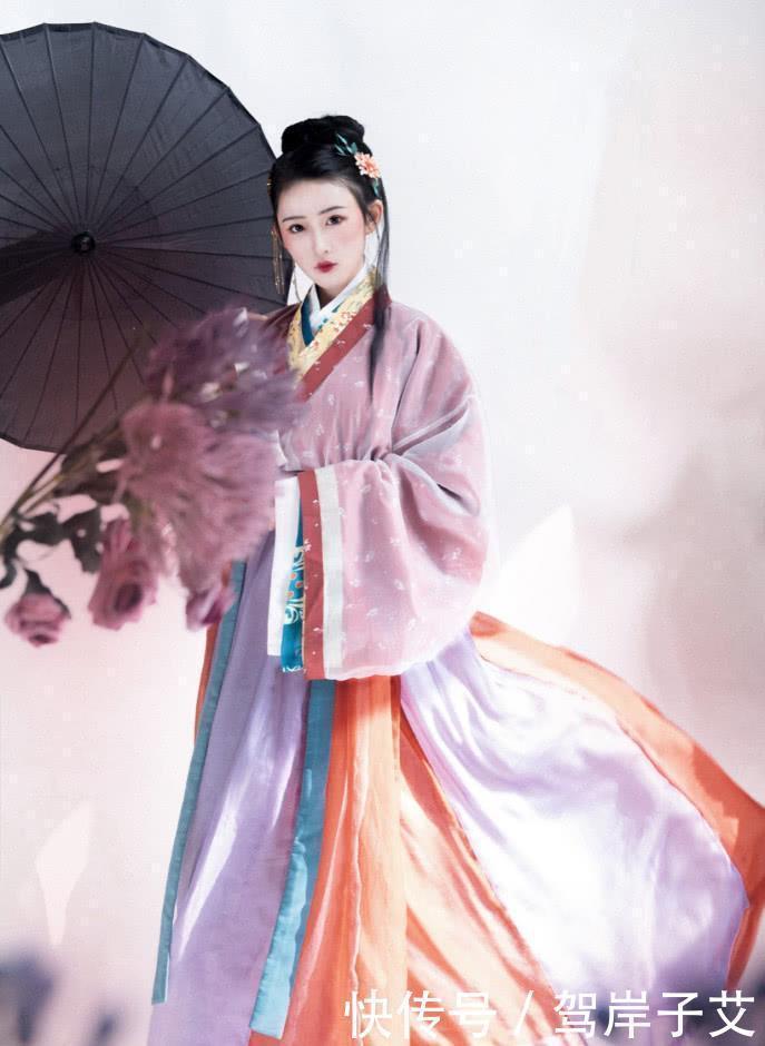  [汉服]这些“上架嫌它丑，下架求成狗”的绝版汉服，有你的梦中情裙吗
