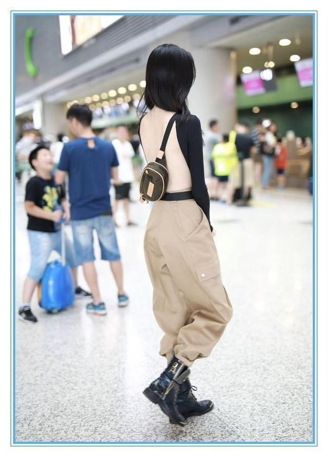 蔡依林本想露美背,可却被吐槽虎背熊腰,与奚梦瑶比真是输惨了!