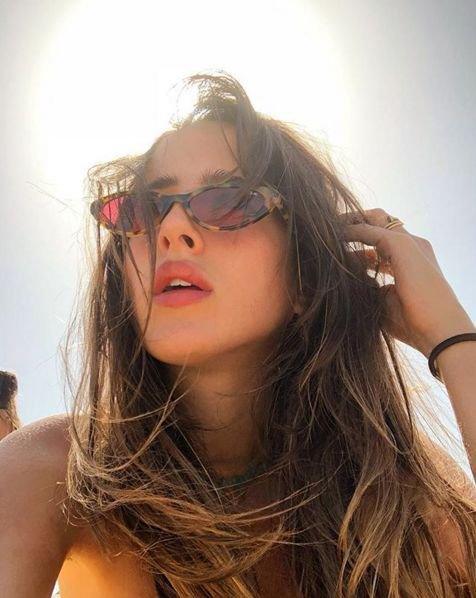 不走秀就回去继承家业？沙特史上第一位走上高定秀场的模特就是她