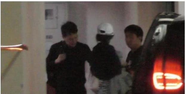 卓伟：赵丽颖怀孕！因不足3月暂未宣布，一首打油诗暗指生父！