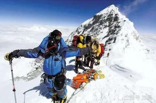 比珠峰海拔还要低2000多米，却一直没人成功登顶，被称为“夺命雪