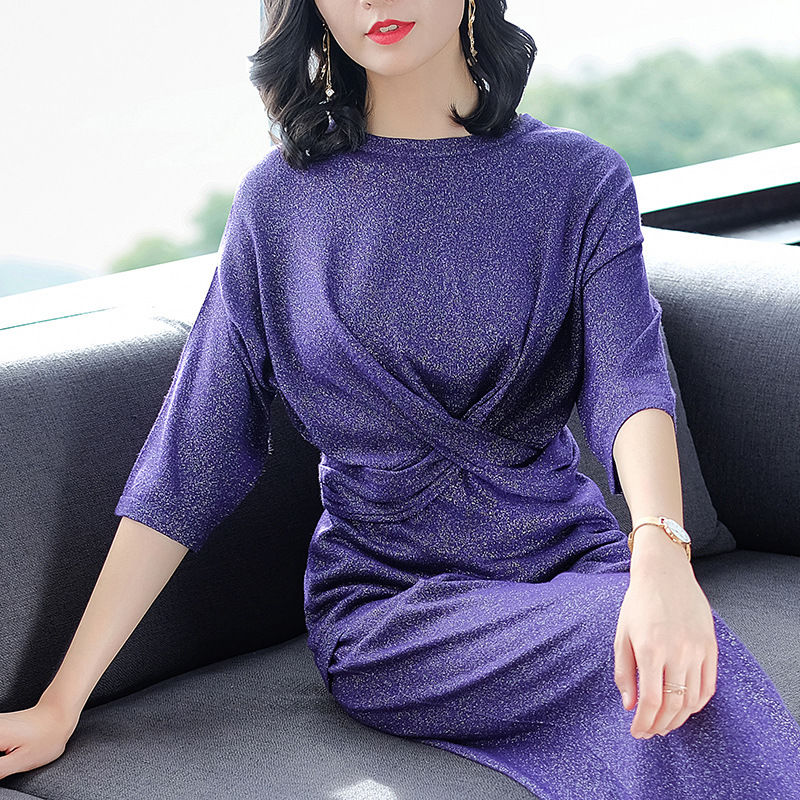 43岁老婆真的会打扮，中秋节出游，穿上时髦套装，把我都美醉了