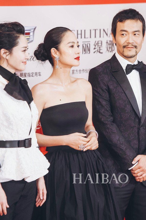 25个GIF图教会你2018最潮的5款发型!倪妮、AngelaBaby都已经扎着