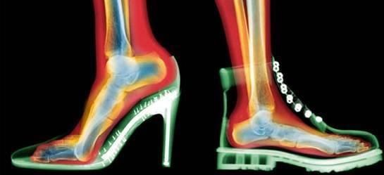 女生穿高跟鞋有一个你意想不到的好处