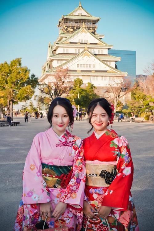 整容@日本整容般的化妆术是怎样的呢女孩拿自己的脸试验,效果惊人