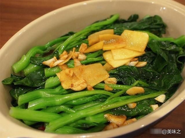微苦:清热去火白灼芥兰的14种做法,清淡爽口鲜美微苦、烹饪方法简单