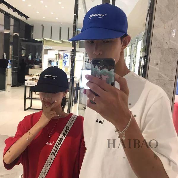 羡慕|靠“虐狗”合照火爆INS，这对韩国小夫妻也太甜了?