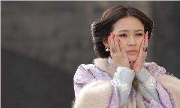『唯一』中戏公认的校花,戏中靳东唯一怕的女人,闪婚后成人生赢家
