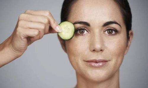 女性衰老的3个表现，占有两个的话，就别不服老了