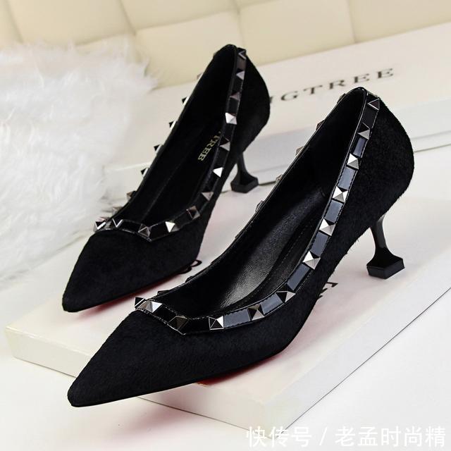 #舒适#柔美又不失气质的高跟鞋,尽显优雅和奢华的魅力!