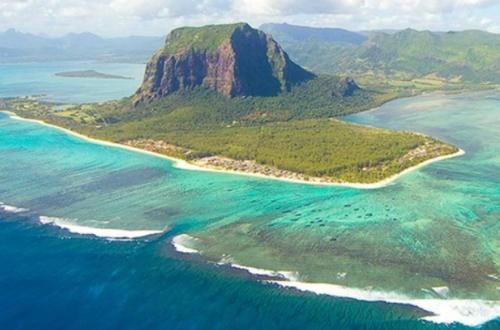 海底也有瀑布？全球唯一海底瀑布，堪比25个亚马逊河，要潜水艇才