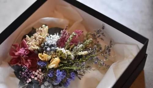 手工@DIY手工制作:用干花做的花艺作品,比鲜花还美!