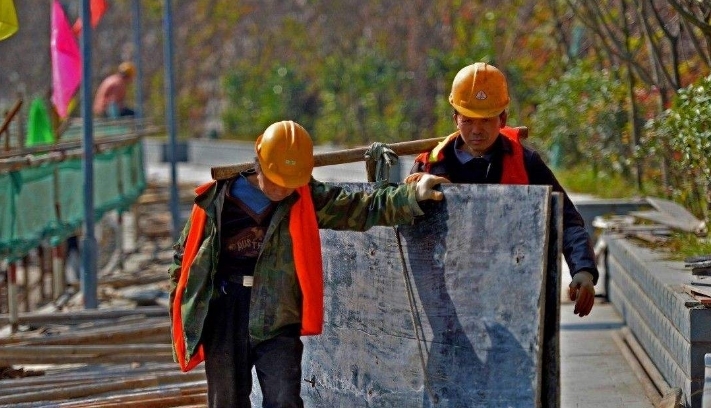 农村的人们在未来，还可能要面临2大难题，几乎人人都逃不过