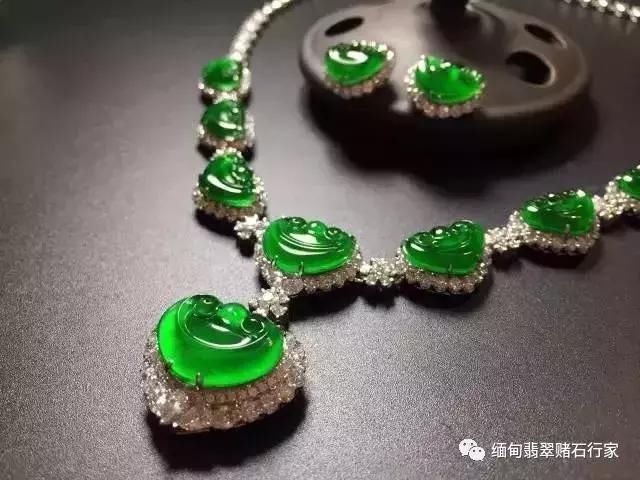 你不敢戴翡翠，是因为听信了这些不靠谱的谣言吗？