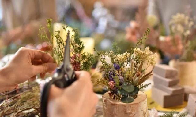  『手工』DIY手工制作：用干花做的花艺作品，比鲜花还美！