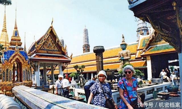 泰国旅游要“凉凉”, 游客不去旅游, 店家大喊: 再不来就关门了