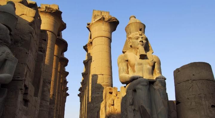 埃及开放两座3300年历史古墓，内部壁画保存完好