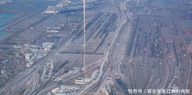  「徐州」江苏特等火车站最多的城市，也是全国第二大铁路枢纽