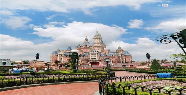 济南曾建了一座“山寨迪士尼”,火了一段时间后,为什么关门歇业