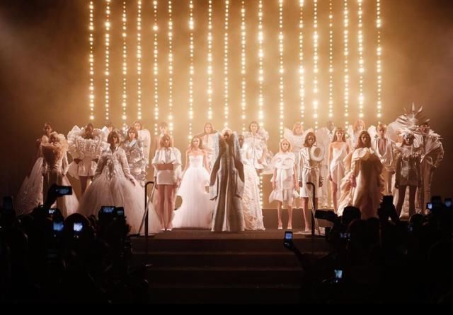 Maison Margiela专治时尚网瘾综合症 Viktor&amp;Rolf 25周年回顾