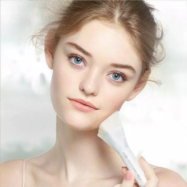 看董洁“不顺眼”！一张不老的青春脸怎么看都生气！